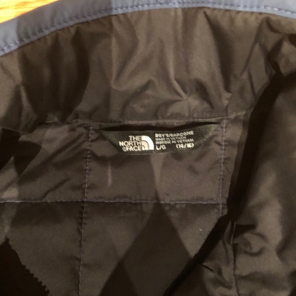 NORTH FACE jacket - Picture 2 of 3